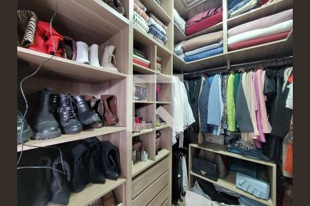 Casa à venda com 500m², 4 quartos e 4 vagasCloset