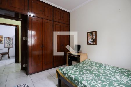 Casa à venda com 143m², 3 quartos e 2 vagas Casa à venda com 143m², 3 quartos e 2 vagasQuarto