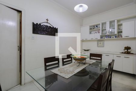 Casa à venda com 143m², 3 quartos e 2 vagas Casa à venda com 143m², 3 quartos e 2 vagasCopa