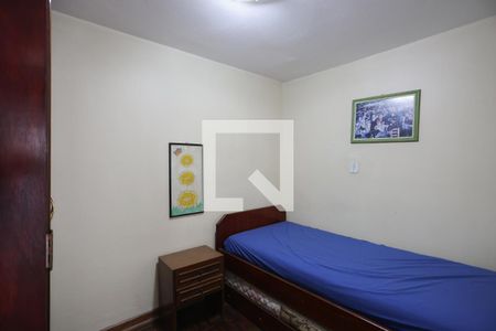 Casa à venda com 143m², 3 quartos e 2 vagas Casa à venda com 143m², 3 quartos e 2 vagasEdícula - Quarto