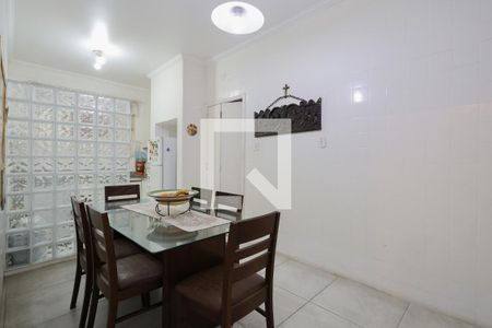 Casa à venda com 143m², 3 quartos e 2 vagas Casa à venda com 143m², 3 quartos e 2 vagasCopa