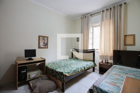 Casa à venda com 143m², 3 quartos e 2 vagas Casa à venda com 143m², 3 quartos e 2 vagasQuarto