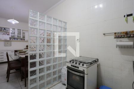 Casa à venda com 143m², 3 quartos e 2 vagas Casa à venda com 143m², 3 quartos e 2 vagasCozinha
