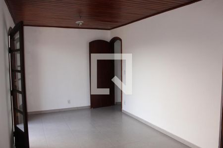 Quarto de casa para alugar com 3 quartos, 60m² em Vila Santo Antônio do Portão, Cotia