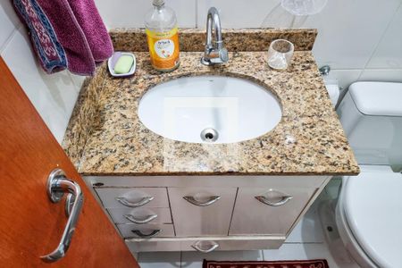 Apartamento para alugar com 63m², 2 quartos e 2 vagas Apartamento para alugar com 63m², 2 quartos e 2 vagasBanheiro