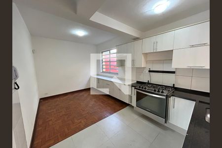 Casa à venda com 170m², 4 quartos e 2 vagasCozinha