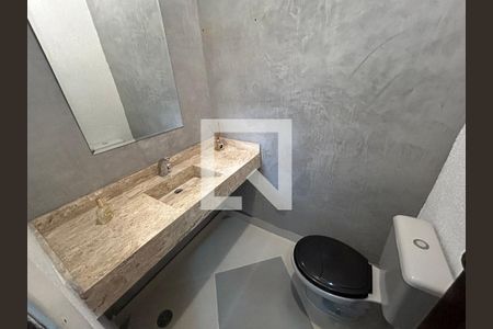 Casa à venda com 170m², 4 quartos e 2 vagasLavabo