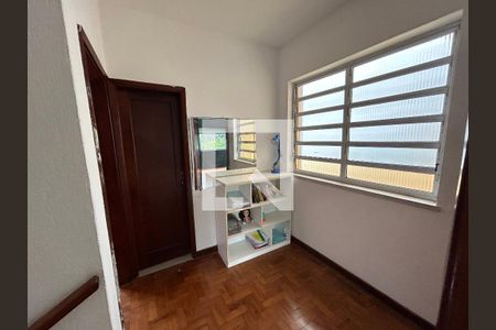 Casa à venda com 170m², 4 quartos e 2 vagasSegundo andar