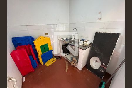 Casa à venda com 170m², 4 quartos e 2 vagasEdicula