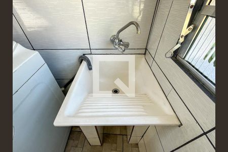 Casa à venda com 132m², 3 quartos e 1 vagaÁrea de Serviço