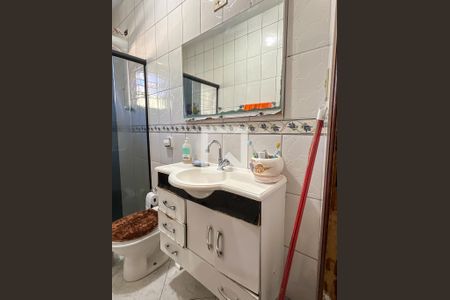 Casa à venda com 132m², 3 quartos e 1 vagaBanheiro