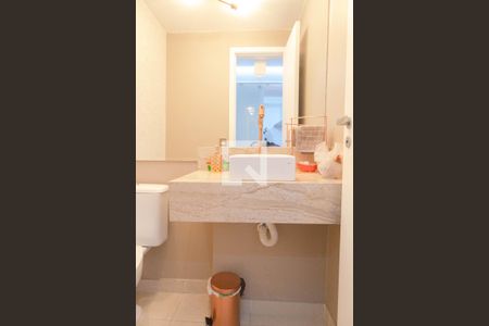 Apartamento à venda com 114m², 3 quartos e 2 vagas Apartamento à venda com 114m², 3 quartos e 2 vagasLavabo