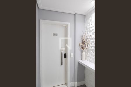 Apartamento à venda com 114m², 3 quartos e 2 vagas Apartamento à venda com 114m², 3 quartos e 2 vagasHall de entrada