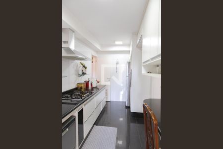 Apartamento à venda com 114m², 3 quartos e 2 vagas Apartamento à venda com 114m², 3 quartos e 2 vagasCozinha