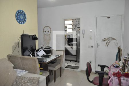 Sala de apartamento à venda com 1 quarto, 38m² em Pilares, Rio de Janeiro