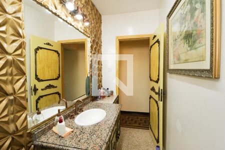 Casa para alugar com 400m², 3 quartos e 2 vagasBanheiro 1