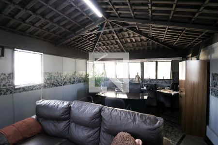 Casa para alugar com 400m², 3 quartos e 2 vagasEscritório
