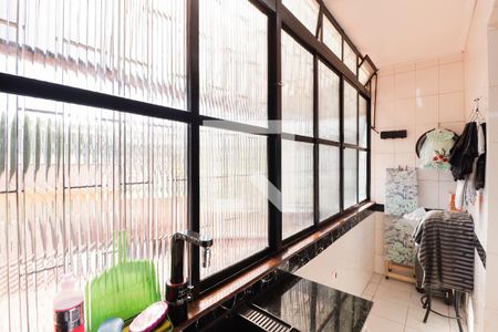 Casa para alugar com 400m², 3 quartos e 2 vagasCozinha e Área de Serviço