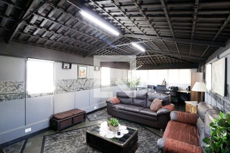Casa para alugar com 400m², 3 quartos e 2 vagasEscritório