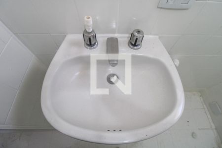 Banheiro de kitnet/studio à venda com 1 quarto, 45m² em Centro, Campinas