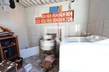 Casa à venda com 280m², 2 quartos e 1 vagaLavanderia