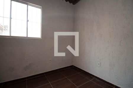 Sala de casa para alugar com 2 quartos, 150m² em Setor Habitacional Sol Nascente (ceilândia), Brasília
