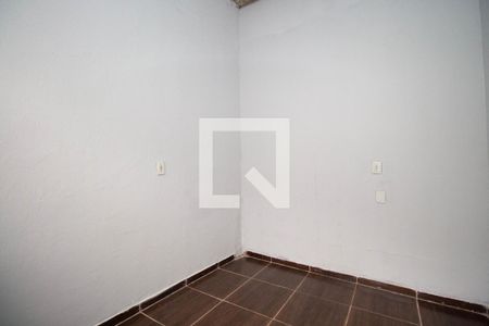 Quarto de casa para alugar com 2 quartos, 150m² em Setor Habitacional Sol Nascente (ceilândia), Brasília