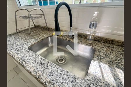 Casa para alugar com 60m², 2 quartos e 1 vagaCozinha