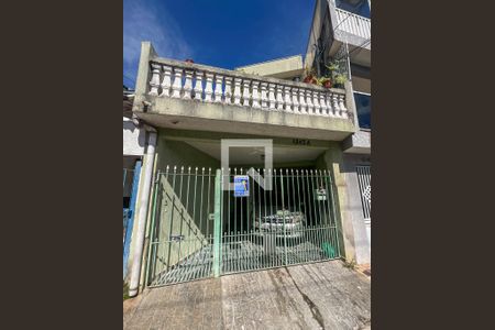 Casa para alugar com 60m², 2 quartos e 1 vagaFachada