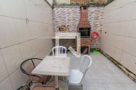 Casa à venda com 89m², 2 quartos e 2 vagasQuintal - churrasqueira