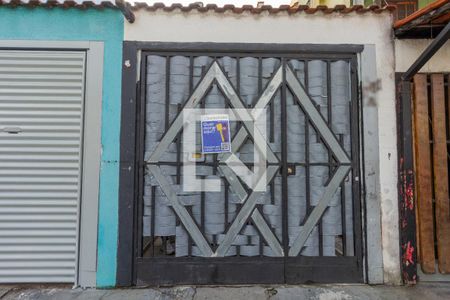 Casa à venda com 89m², 2 quartos e 2 vagasFachada