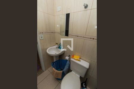 Casa à venda com 89m², 2 quartos e 2 vagasBanheiro do Quarto 2