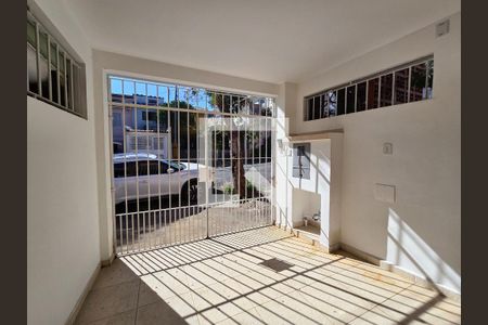 Casa à venda com 105m², 2 quartos e 1 vagaGaragem