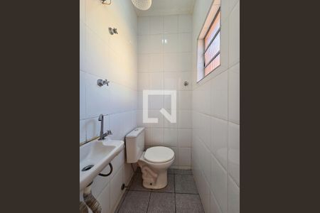 Casa à venda com 105m², 2 quartos e 1 vagaBanheiro de serviço