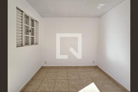 Casa à venda com 105m², 2 quartos e 1 vagaEdícula