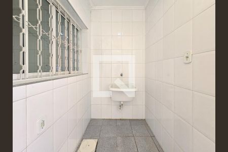 Casa à venda com 105m², 2 quartos e 1 vagaÁrea de Serviço