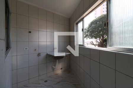 Apartamento à venda com 94m², 3 quartos e 1 vagaÁrea de Serviço