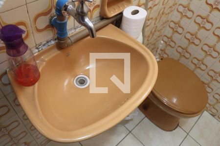 Casa à venda com 140m², 2 quartos e 1 vagaLavabo