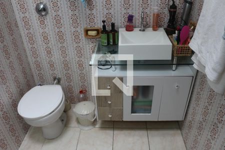 Casa à venda com 140m², 2 quartos e 1 vagaBanheiro