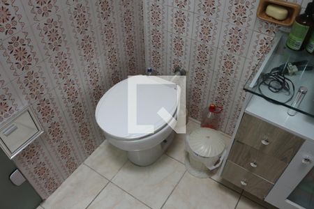 Casa à venda com 140m², 2 quartos e 1 vagaBanheiro