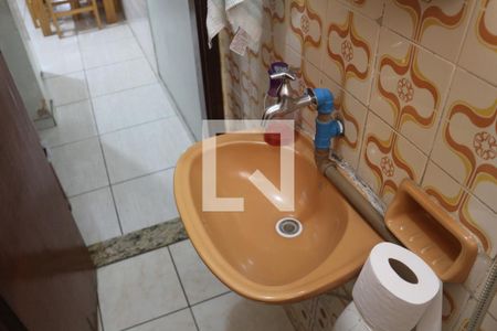 Casa à venda com 140m², 2 quartos e 1 vagaLavabo