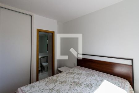 Apartamento para alugar com 85m², 3 quartos e 2 vagas Apartamento para alugar com 85m², 3 quartos e 2 vagasSuíte