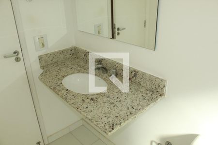 Suíte de casa de condomínio para alugar com 3 quartos, 100m² em Chácara Canta Galo, Cotia