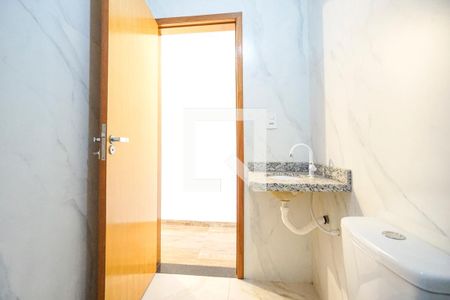 Casa para alugar com 105m², 3 quartos e 2 vagasBanheiro da suíte 02