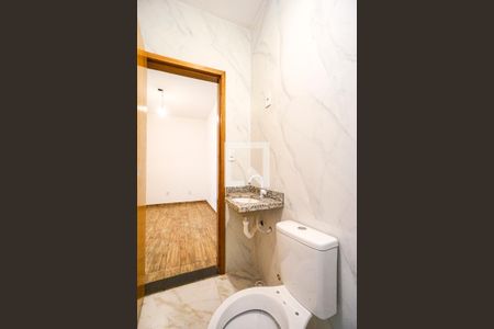 Casa para alugar com 105m², 3 quartos e 2 vagasBanheiro da suíte 02