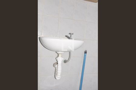 Apartamento à venda com 62m², 2 quartos e 2 vagas Apartamento à venda com 62m², 2 quartos e 2 vagasDetalhe Banheiro da Área de Serviço