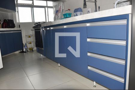 Apartamento à venda com 62m², 2 quartos e 2 vagas Apartamento à venda com 62m², 2 quartos e 2 vagasDetalhe Cozinha Americana