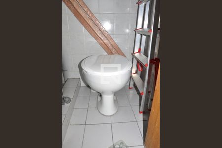 Apartamento à venda com 62m², 2 quartos e 2 vagas Apartamento à venda com 62m², 2 quartos e 2 vagasDetalhe Banheiro da Área de Serviço