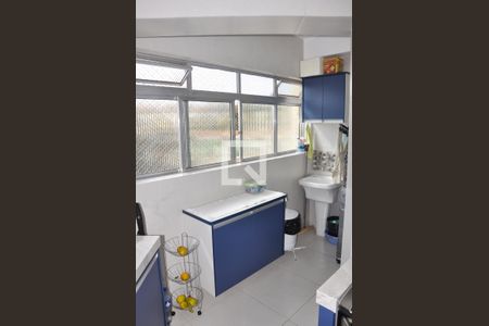 Apartamento à venda com 62m², 2 quartos e 2 vagas Apartamento à venda com 62m², 2 quartos e 2 vagasDetalhe Área de Serviço