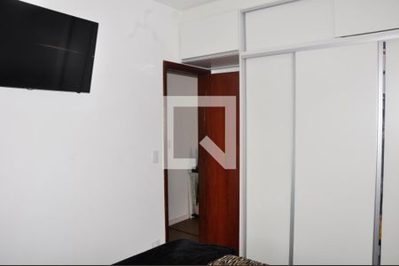 Apartamento à venda com 62m², 2 quartos e 2 vagas Apartamento à venda com 62m², 2 quartos e 2 vagasDetalhe Quarto 01